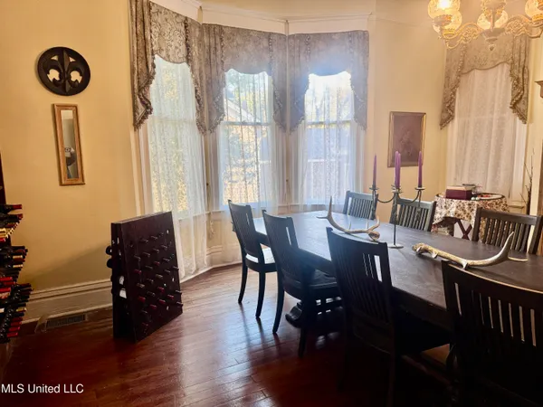 $425,000 | 404 South Commerce Street, Natchez, MS 39120