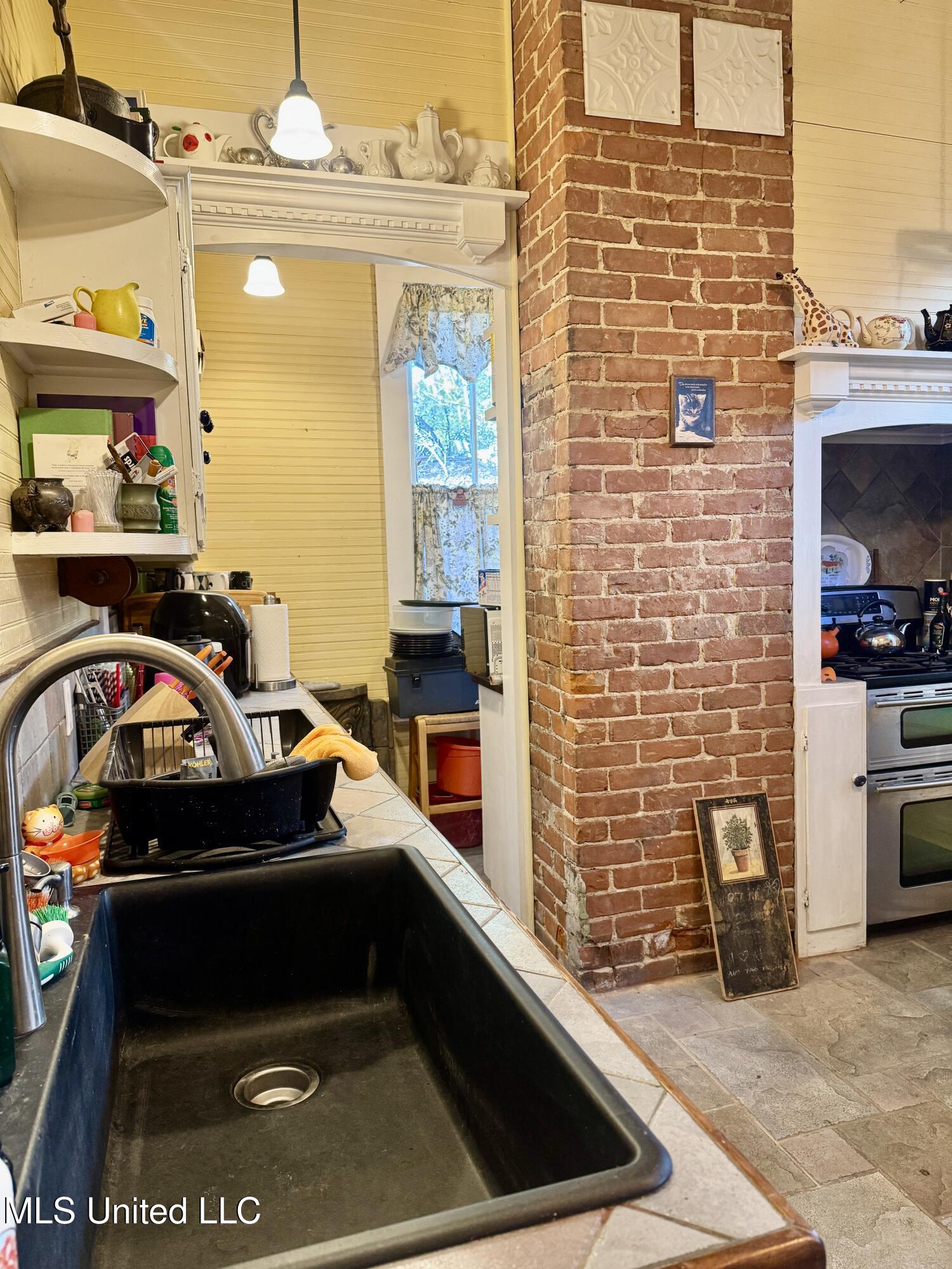 404 South Commerce Street Natchez, MS 39120 - Photo 26 of 50 IMG_7011