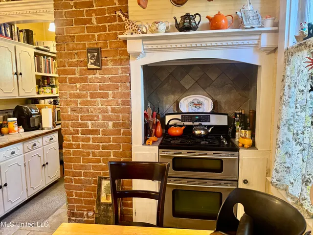 $425,000 | 404 South Commerce Street, Natchez, MS 39120