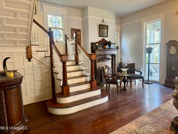 $425,000 | 404 South Commerce Street, Natchez, MS 39120