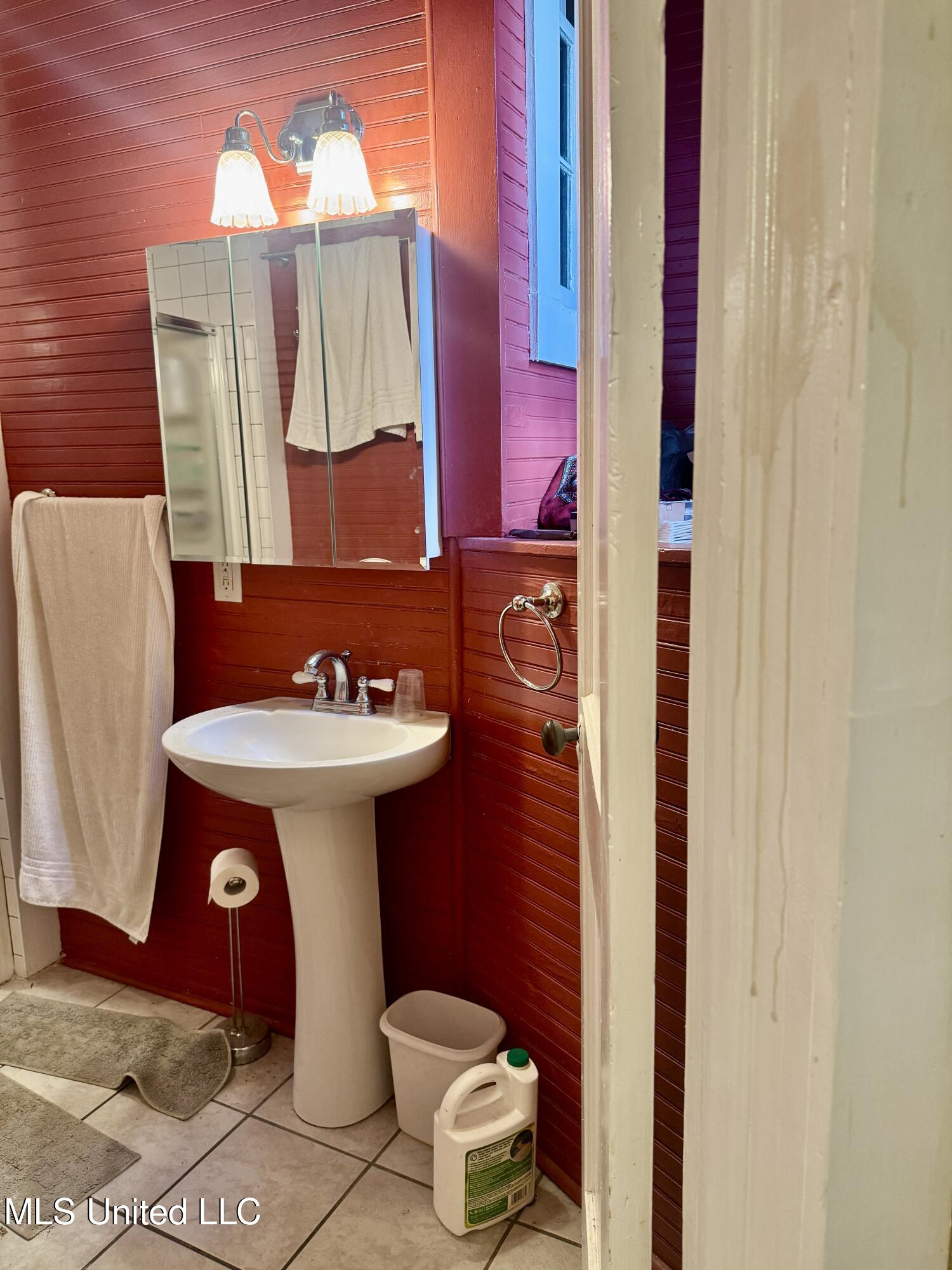 404 South Commerce Street Natchez, MS 39120 - Photo 43 of 50 IMG_7031