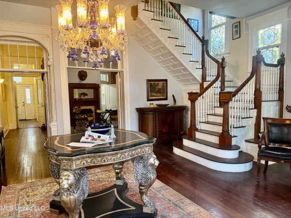 $425,000 | 404 South Commerce Street, Natchez, MS 39120