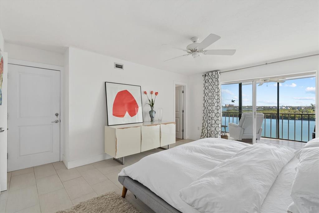 9393 Midnight Pass Road, Unit 606 Sarasota, FL 34242 - Photo 19 of 66