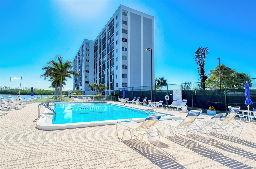 9393 Midnight Pass Road, Unit 606 Sarasota, FL 34242 - Photo 33 of 66