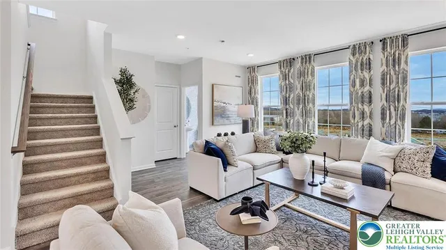 $3,000 | 1130 Meadowlark Drive, Fogelsville, PA 18051