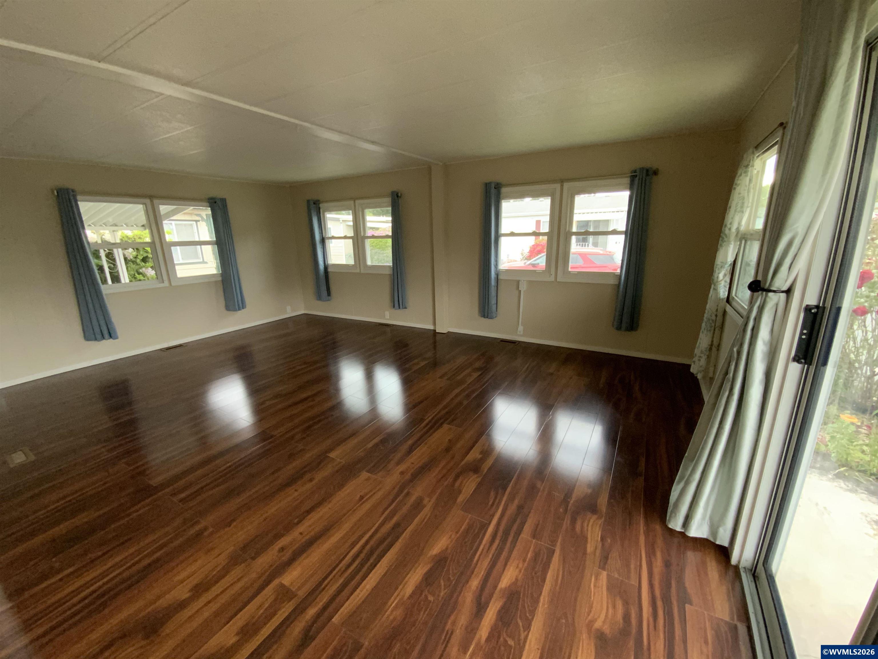 4940 Sunnyside Road Southeast, Unit F1 Salem, OR 97302 - Photo 7 of 21