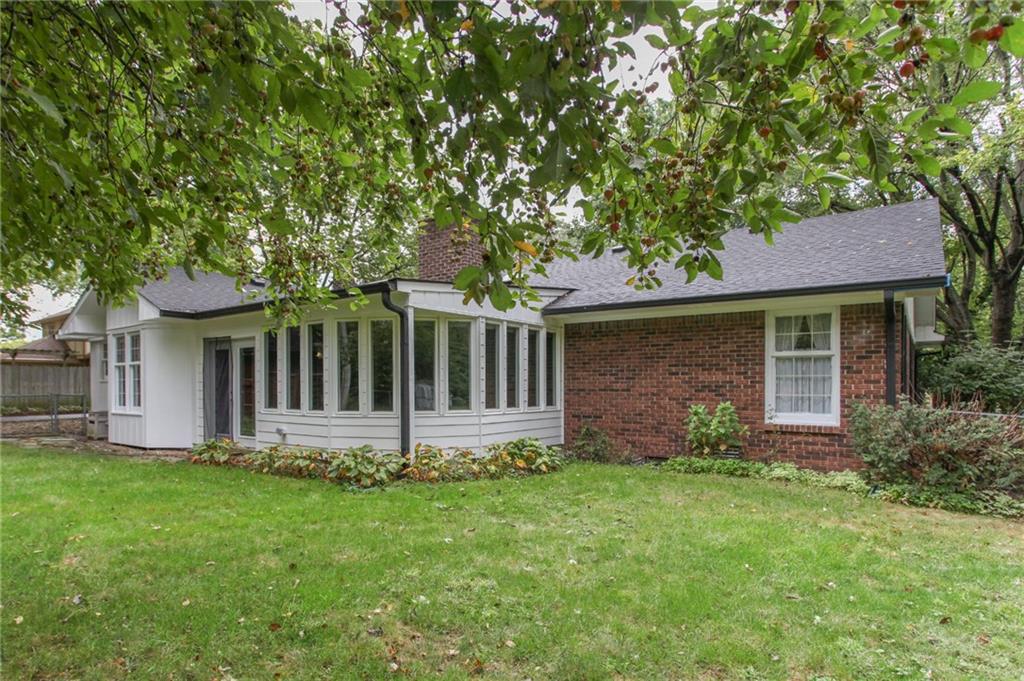 605 South Restin Road Greenwood, IN 46142 - Photo 14 of 15 Gallery Image 14