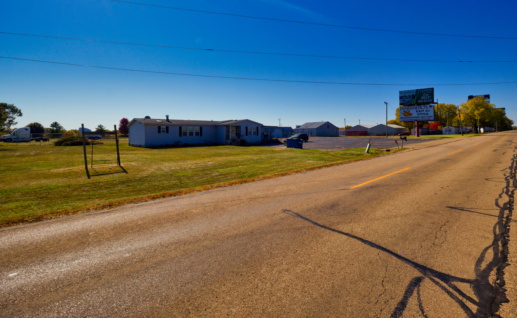 1592 North 30th Road, Unit 3 Ottawa, IL 61350 - Photo 17 of 22 a view of an ocean view