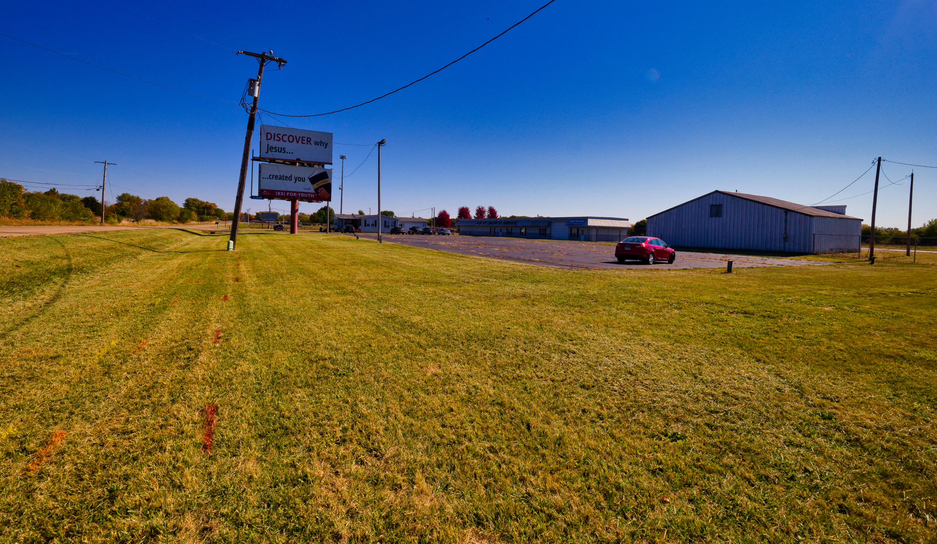 1592 North 30th Road, Unit 3 Ottawa, IL 61350 - Photo 21 of 22 a view of an ocean & house