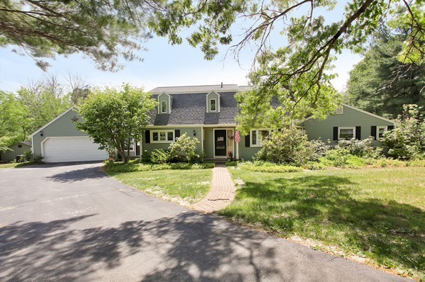 358 Middle Road Boxborough, MA 01719 - Photo 3 of 29