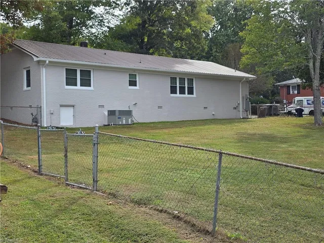 $284,900 | 203 Sunrise Avenue, Asheboro, NC 27203