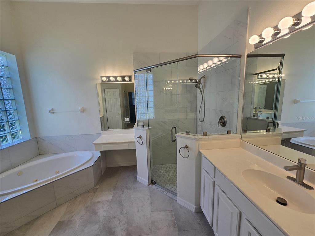 8427 Sailing Loop Lakewood Ranch, FL 34202 - Photo 30 of 44