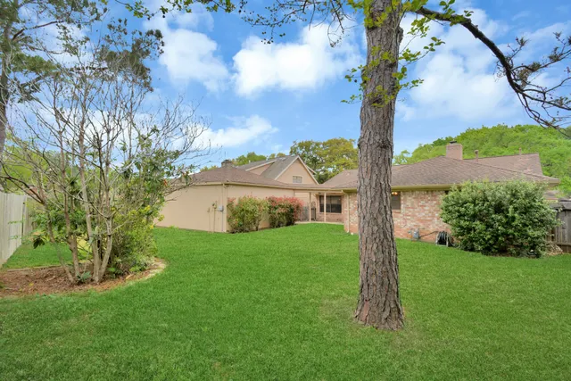 $2,250 | 2818 Colonial Drive, Sugar Land, TX 77479