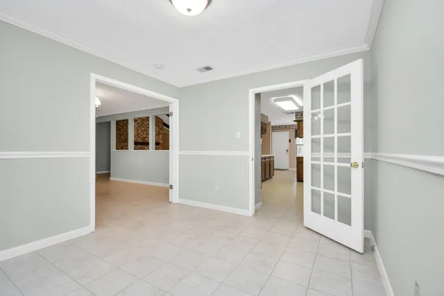 an empty room with windows