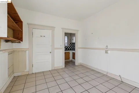 $370,000 | 1201 41st Avenue, Oakland, CA 94601