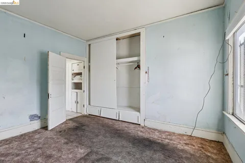 $370,000 | 1201 41st Avenue, Oakland, CA 94601