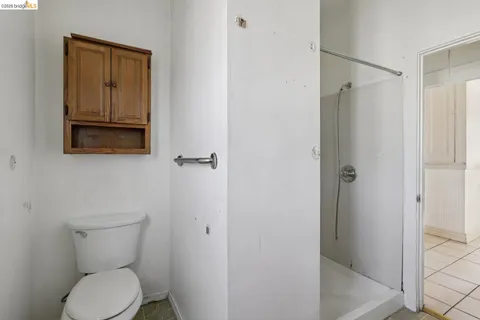 $370,000 | 1201 41st Avenue, Oakland, CA 94601