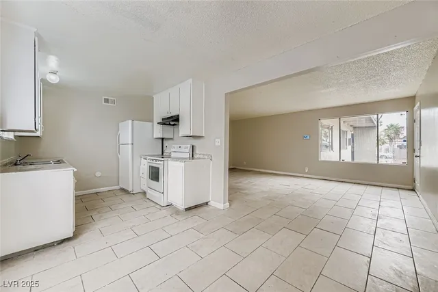 $629,000 | 3217 Joanne Way, Las Vegas, NV 89108