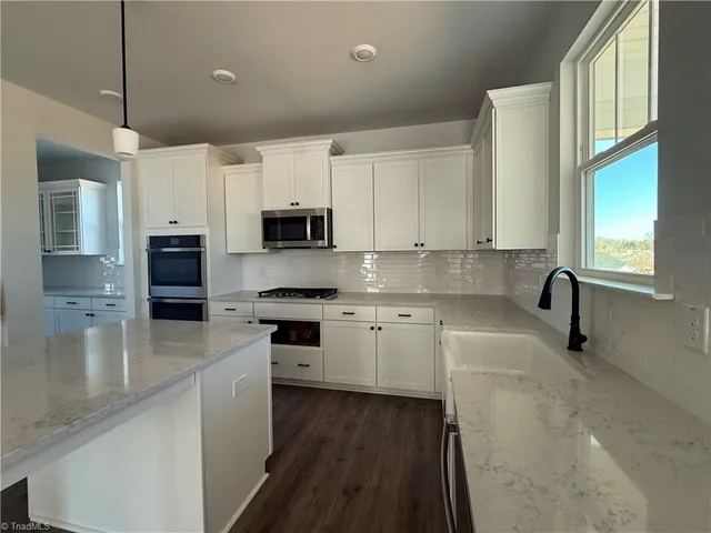 $480,000 | 363 Yarrow Drive, Lexington, NC 27295