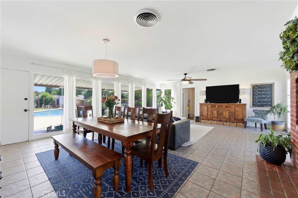 4374 Ramona Drive Riverside, CA 92506 - Photo 15 of 54