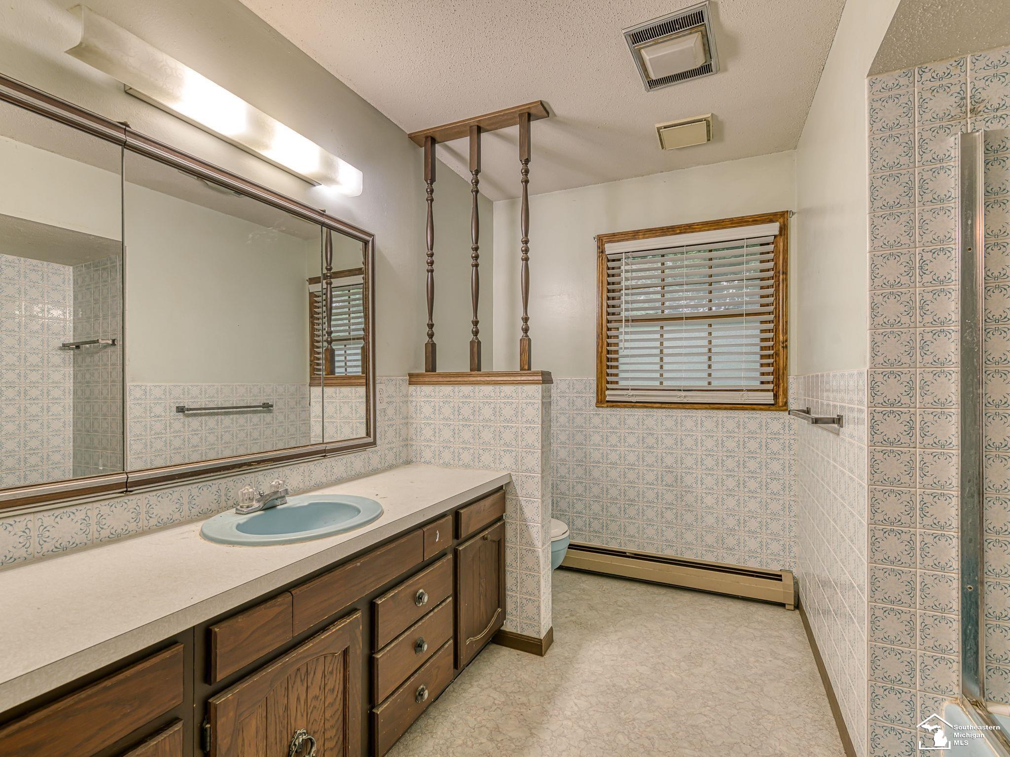 1902 South Raisinville Road Monroe, MI 48161 - Photo 24 of 46 Gallery Image 24