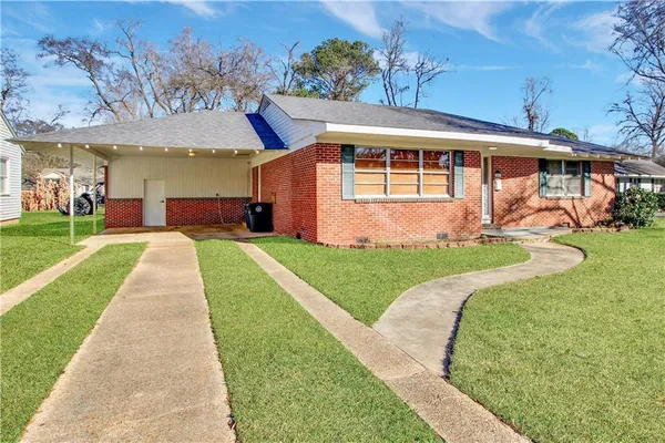 $209,000 | 408 Sirod Street, Natchitoches, LA 71457