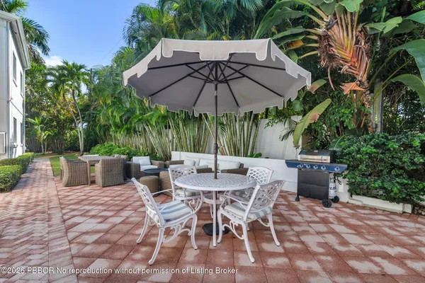 $1,790,000 | 220 Atlantic Avenue, Unit 6, Palm Beach, FL 33480