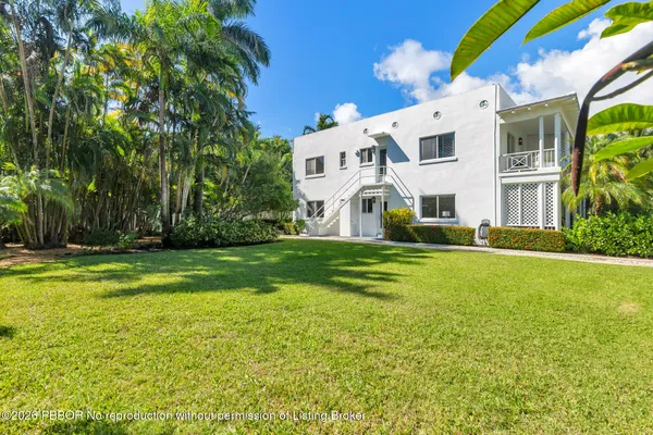 $1,790,000 | 220 Atlantic Avenue, Unit 6, Palm Beach, FL 33480