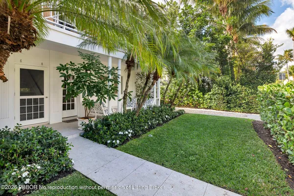 $1,790,000 | 220 Atlantic Avenue, Unit 6, Palm Beach, FL 33480