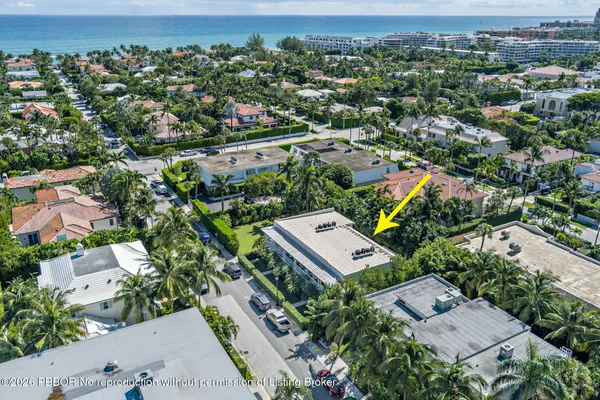 $1,790,000 | 220 Atlantic Avenue, Unit 6, Palm Beach, FL 33480