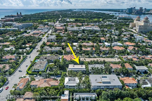 $1,790,000 | 220 Atlantic Avenue, Unit 6, Palm Beach, FL 33480