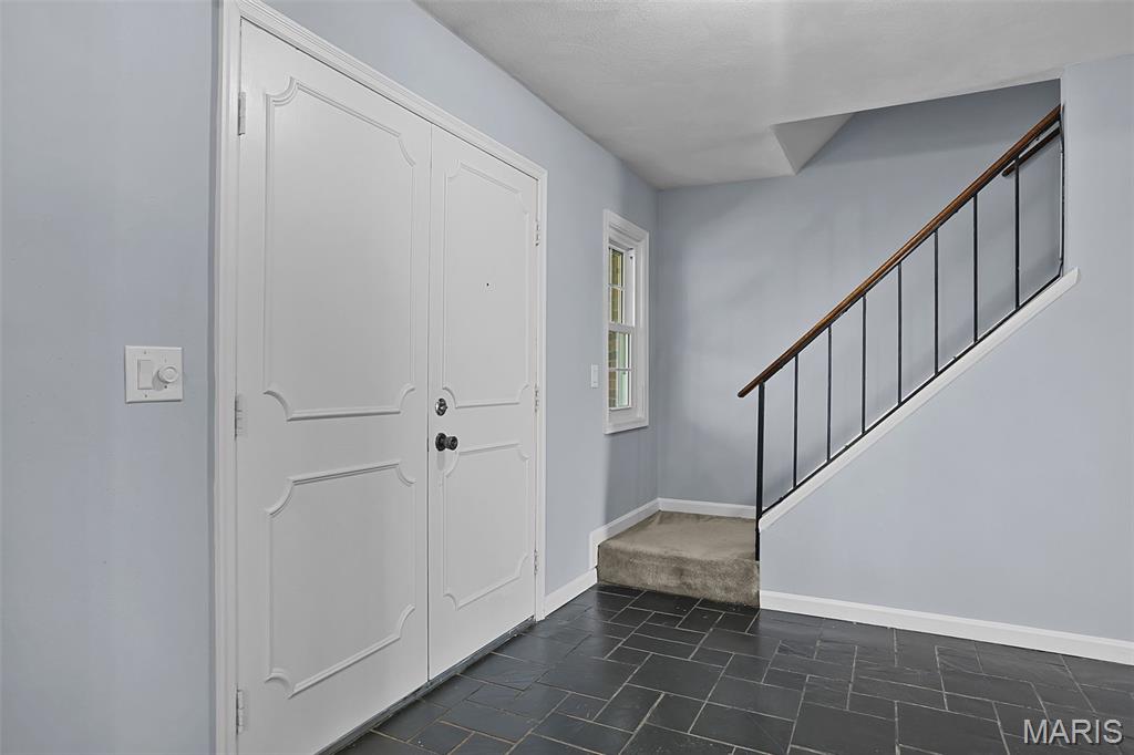 1606 Fairway Drive O'Fallon, IL 62269 - Photo 4 of 35