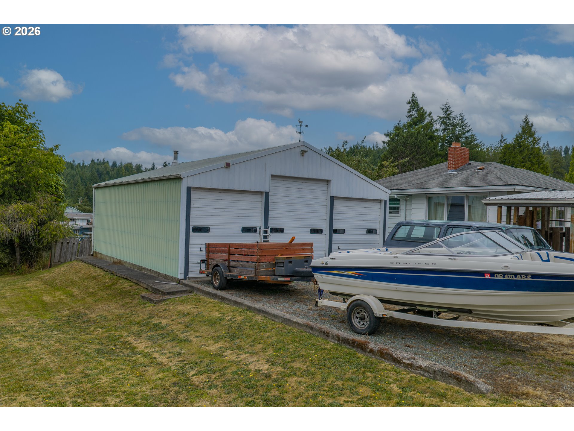 2343 Harris Street Myrtle Point, OR 97458 - Photo 2 of 37