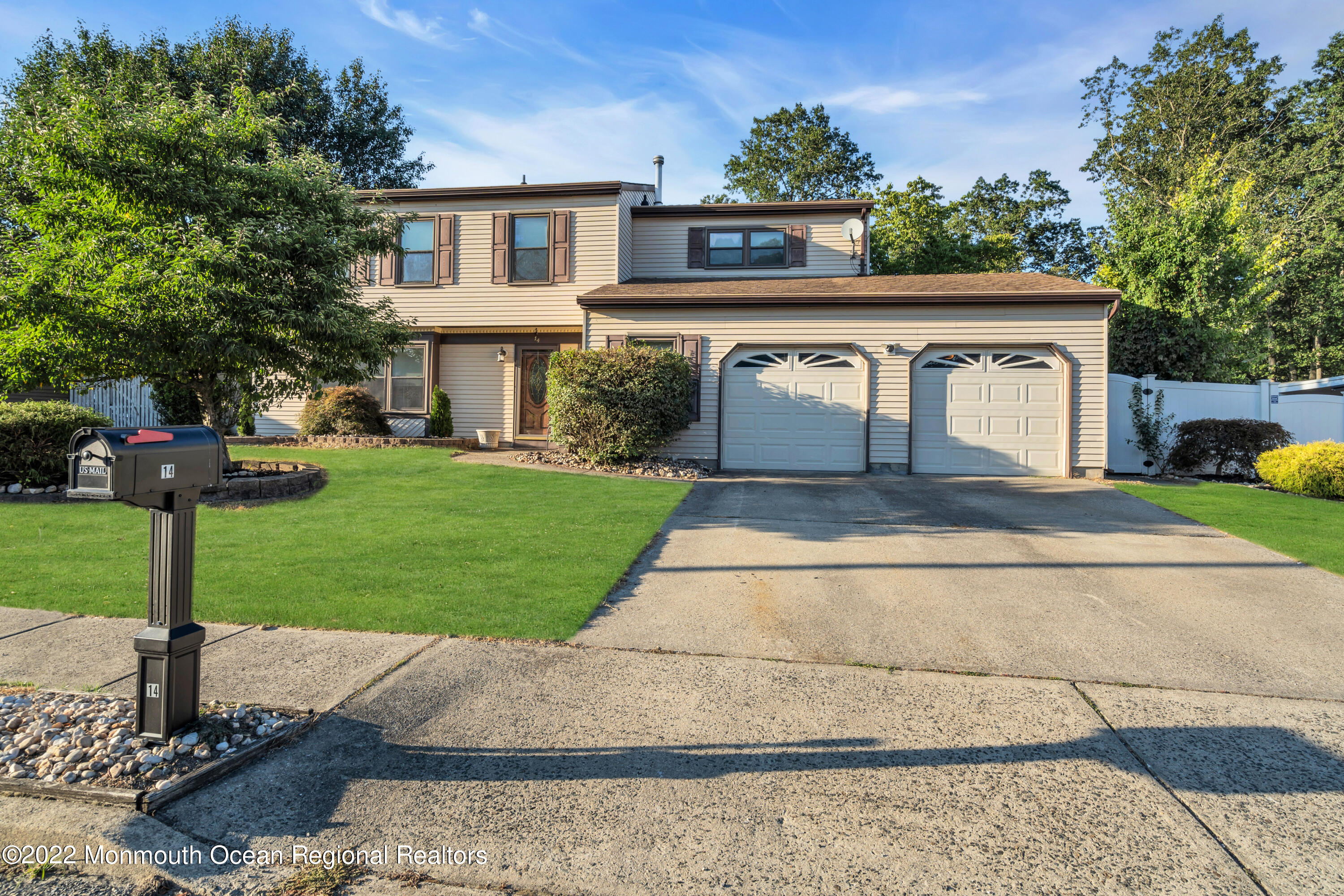 14 Remsen Drive Howell, NJ 07731 - Photo 2 of 48 007_dsc06170-1f3