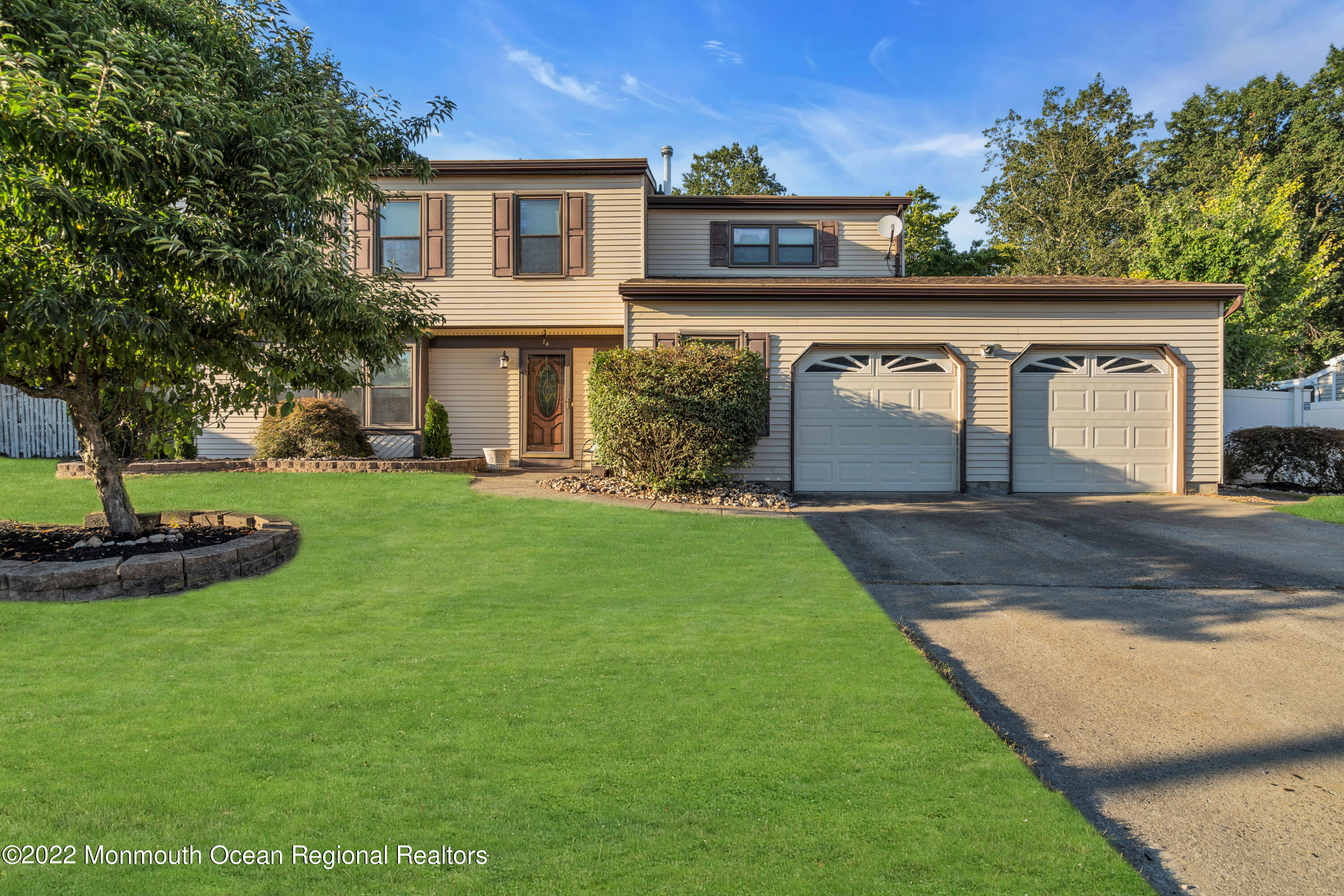 14 Remsen Drive Howell, NJ 07731 - Photo 6 of 48 012_dsc06195-01