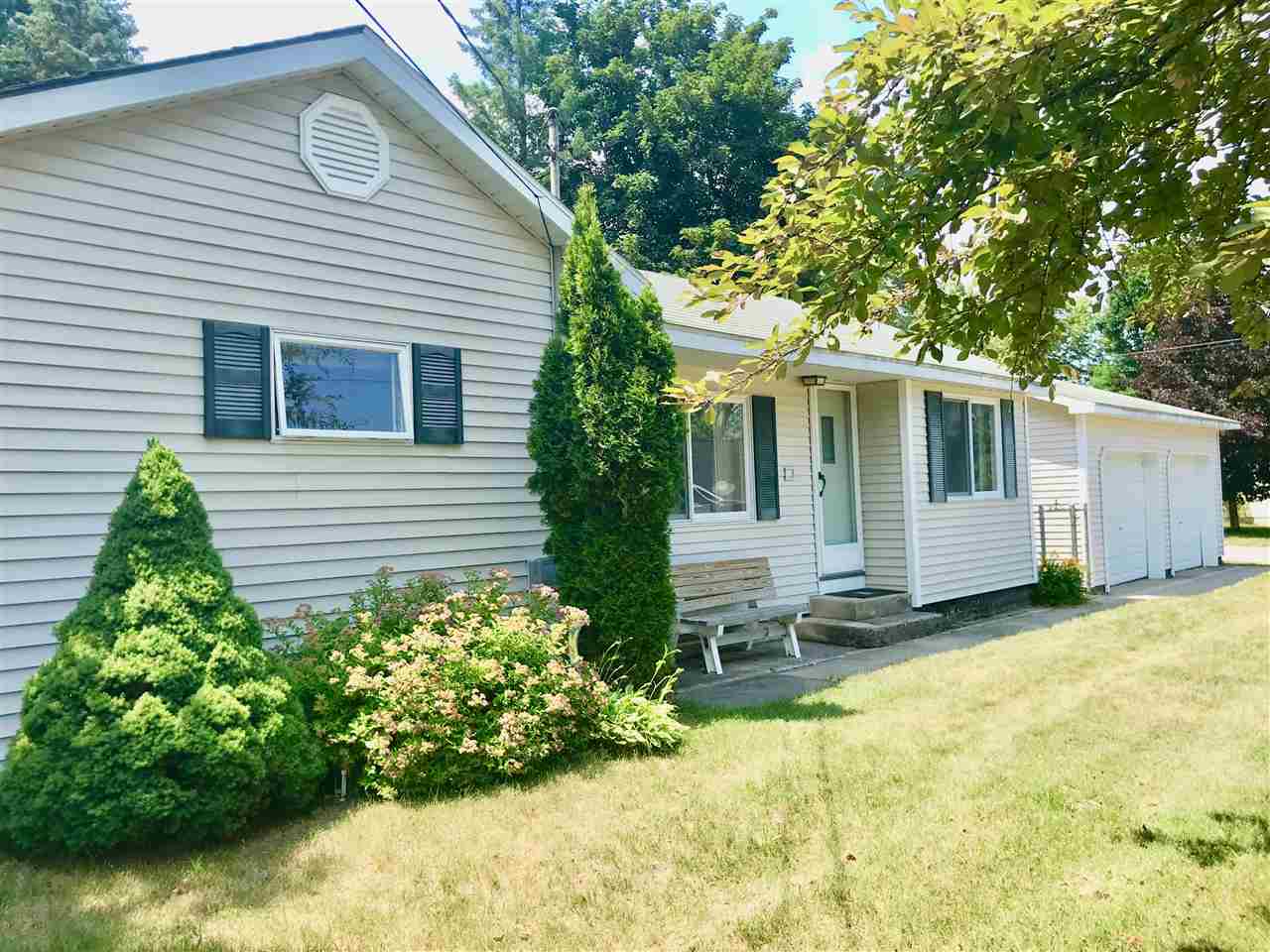 9144 North Nelson Road Cedar, MI 49621 - Photo 1 of 44 1849690.JPG