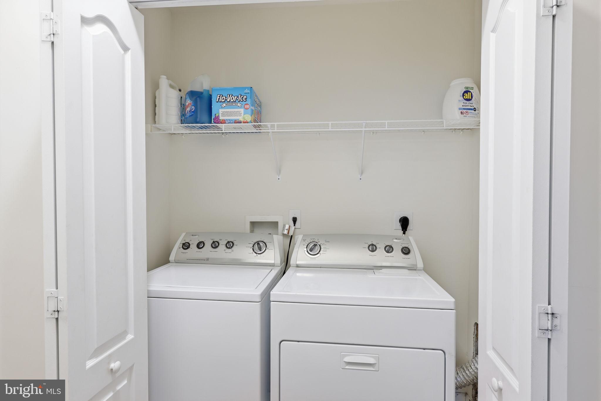 556 Carson Terrace Huntingdon Valley, PA 19006 - Photo 25 of 42 a utility room with dryer and washer