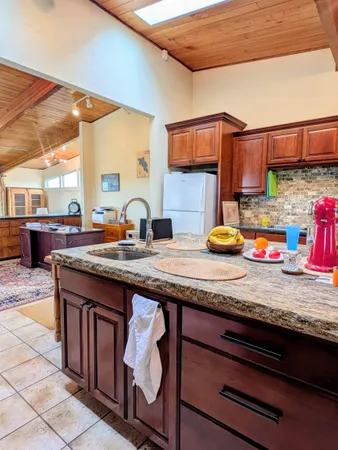 $1,150,000 | 2175 West McManamon Road, Othello, WA 99344