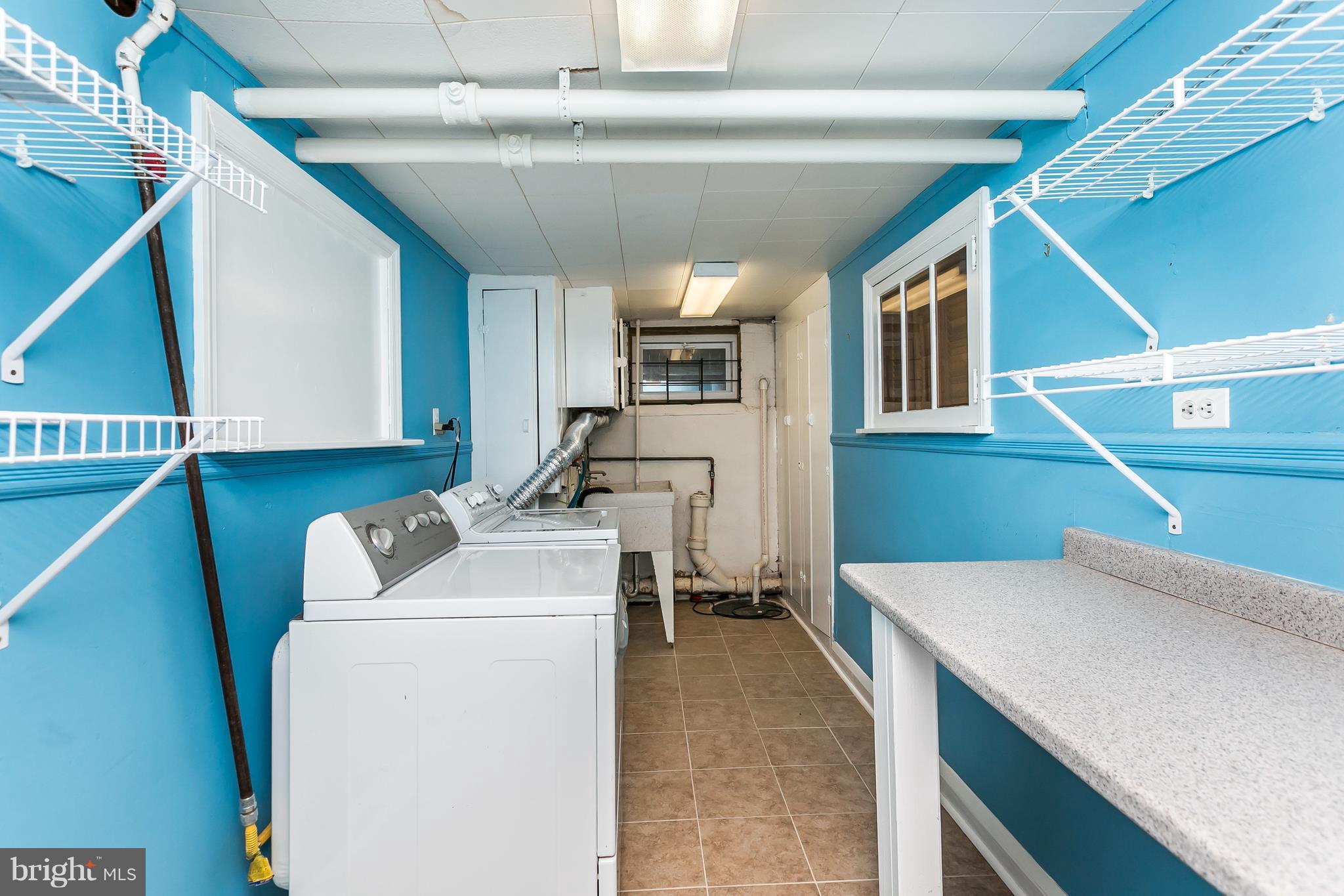 604 Dunkirk Road Baltimore, MD 21212 - Photo 20 of 30 Full size laundry in lower level