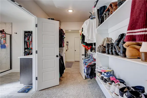 $409,950 | 901 Black Thorn Drive, Carl Junction, MO 64834