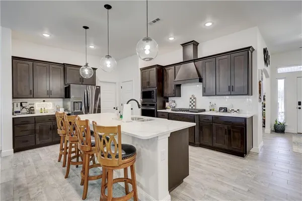 $409,950 | 901 Black Thorn Drive, Carl Junction, MO 64834