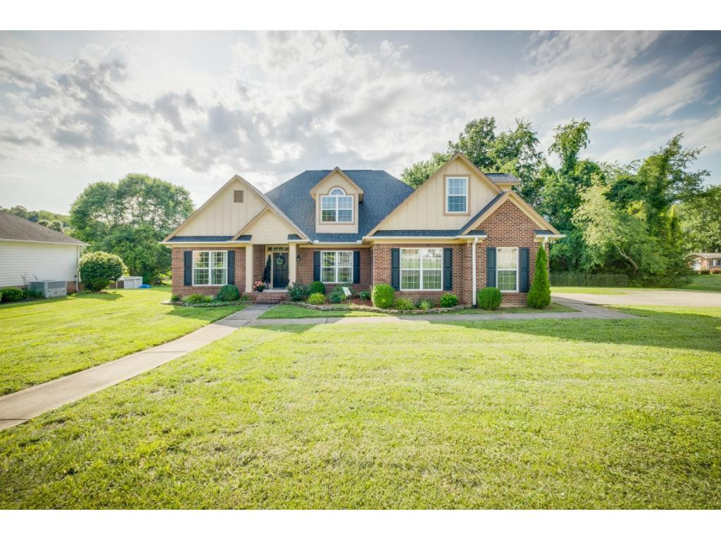 107 Old Farm Road Erwin, TN 37650 - Photo 1 of 36 Photo 1