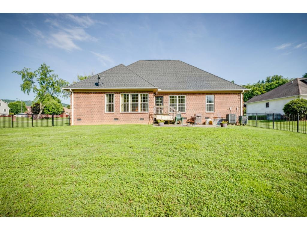 107 Old Farm Road Erwin, TN 37650 - Photo 34 of 36 Photo 34