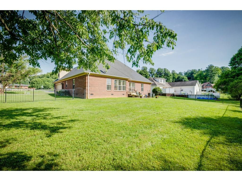 107 Old Farm Road Erwin, TN 37650 - Photo 35 of 36 Photo 35