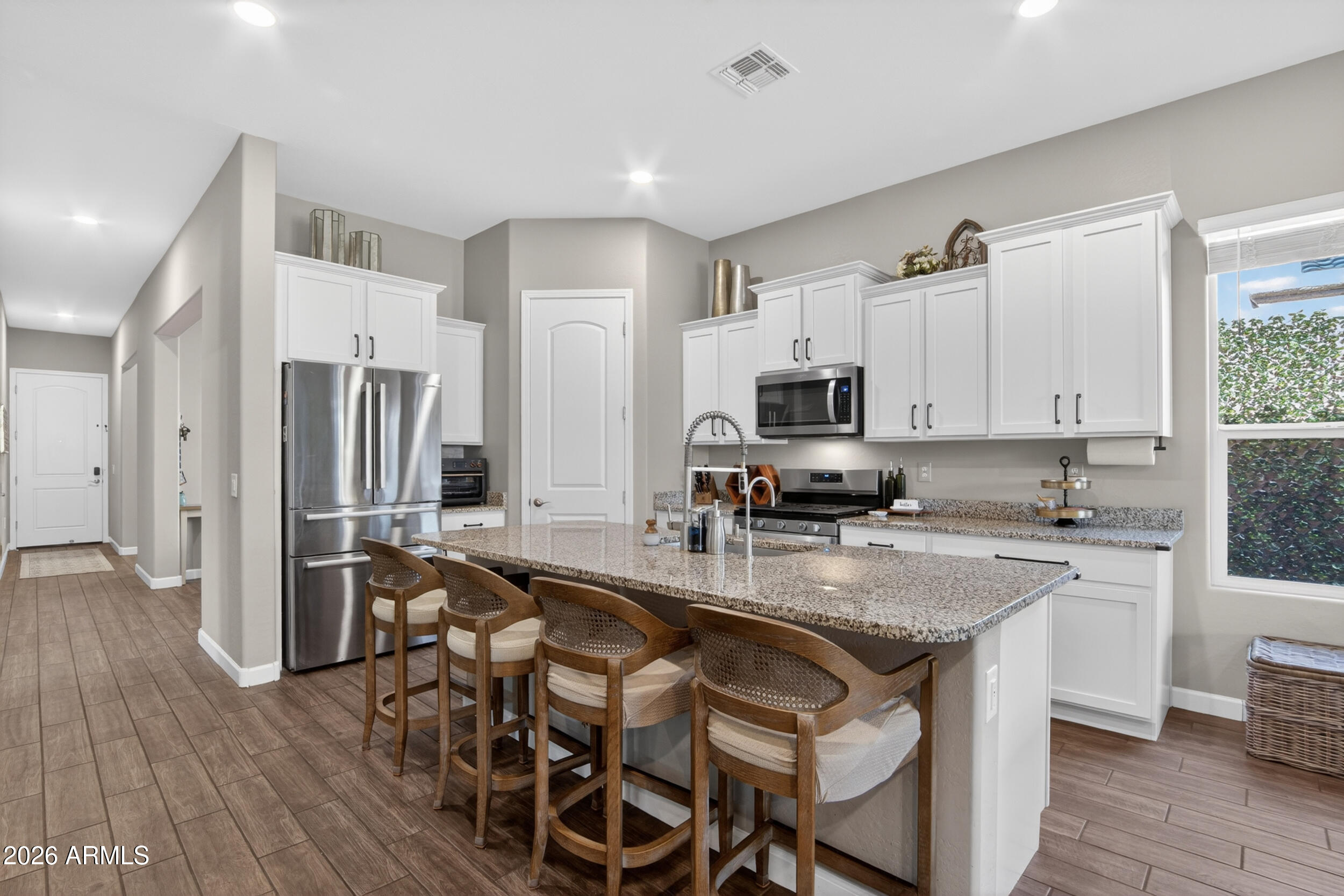 2021 West Plum Road Phoenix, AZ 85085 - Photo 8 of 60 8_img_8635