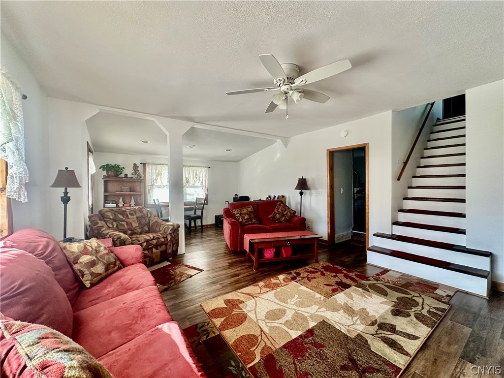 6368 Lakeshore Road Cicero, NY 13039 - Photo 5 of 18