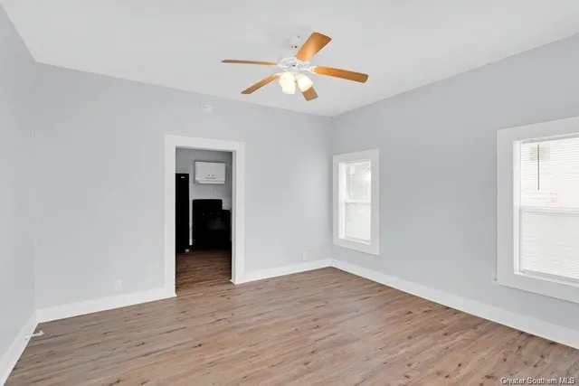 $126,900 | 408 South Knapp Avenue, Unit A & B, Iowa, LA 70647