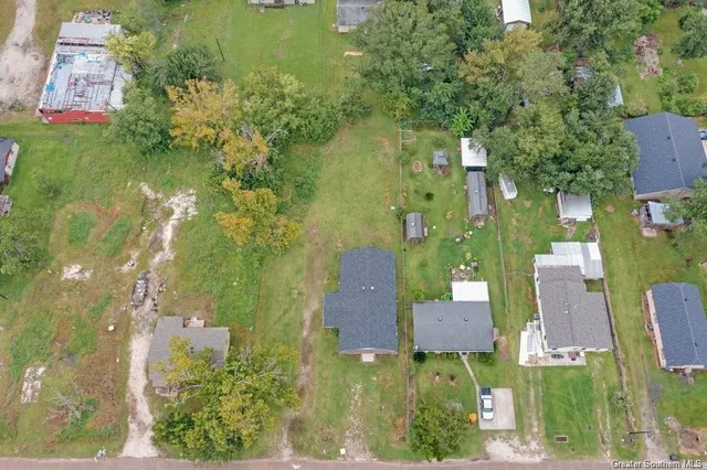 $126,900 | 408 South Knapp Avenue, Unit A & B, Iowa, LA 70647