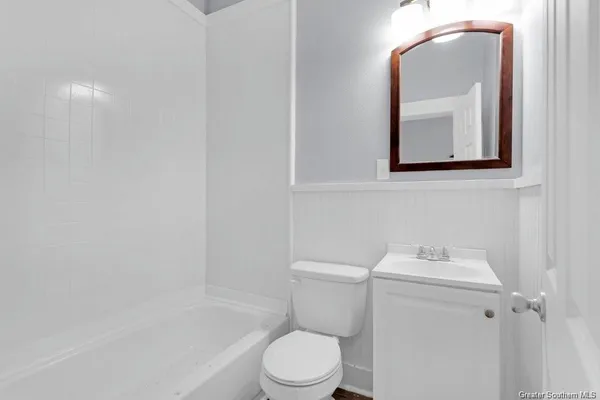 $119,000 | 408 South Knapp Avenue, Unit A & B, Iowa, LA 70647