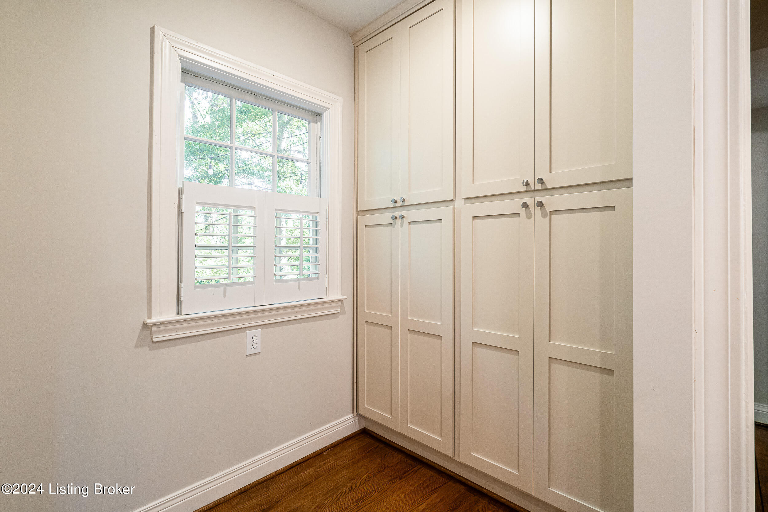 591 Upland Road Louisville, KY 40206 - Photo 22 of 50 591 Upland Road-36